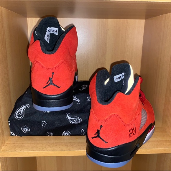 Men’s Size 9.5 Air Jordan 5 “ Raging Bull Red “ Retros For Sale NWB! - Picture 8 of 9